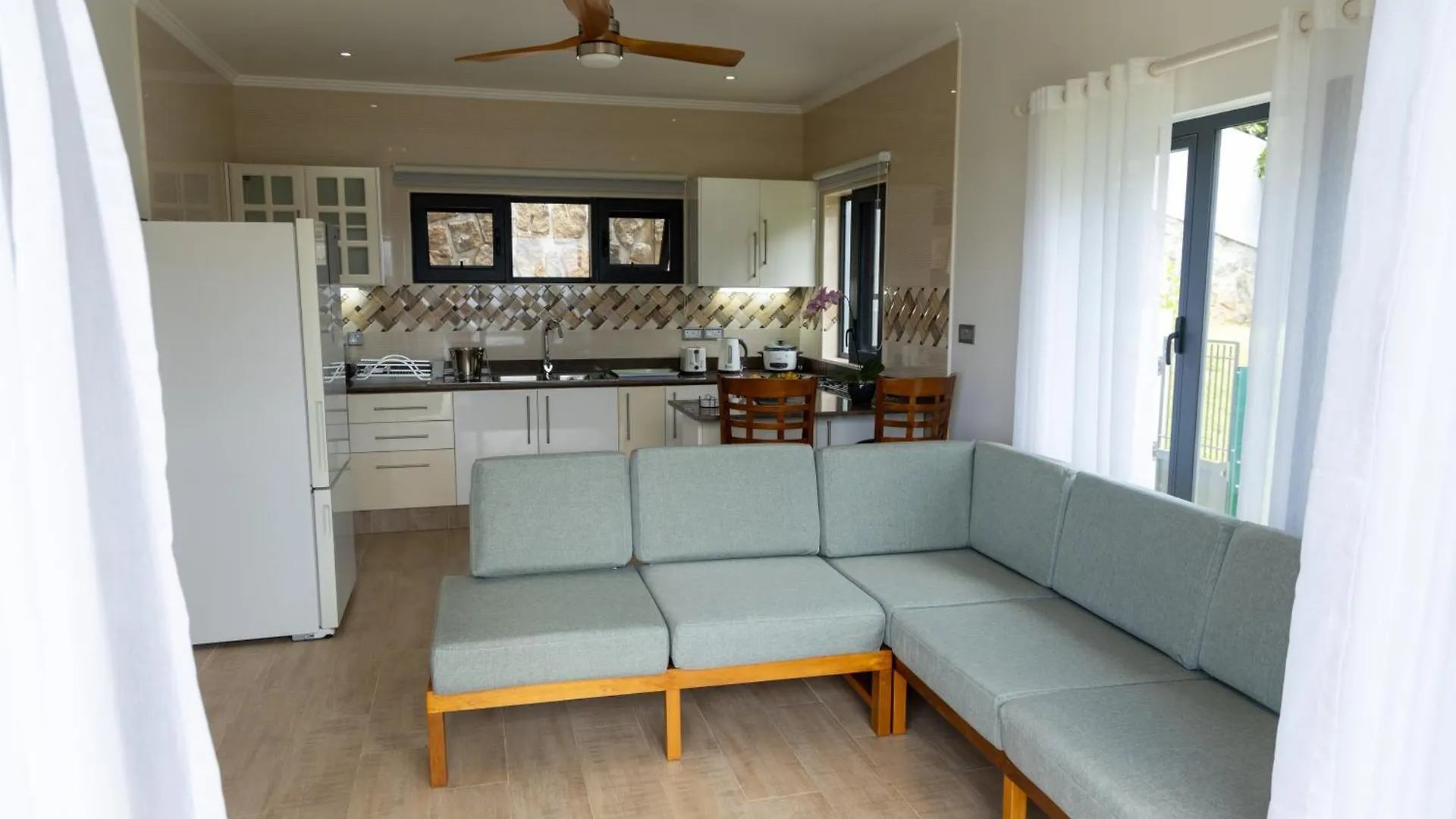 Casa Gem Apartment Victoria